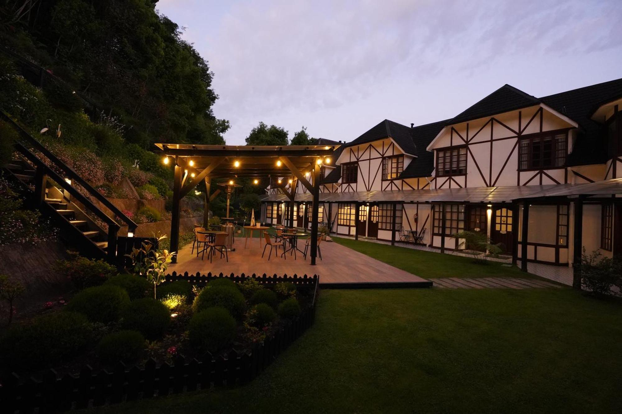 Hotel Frutillar Exterior photo