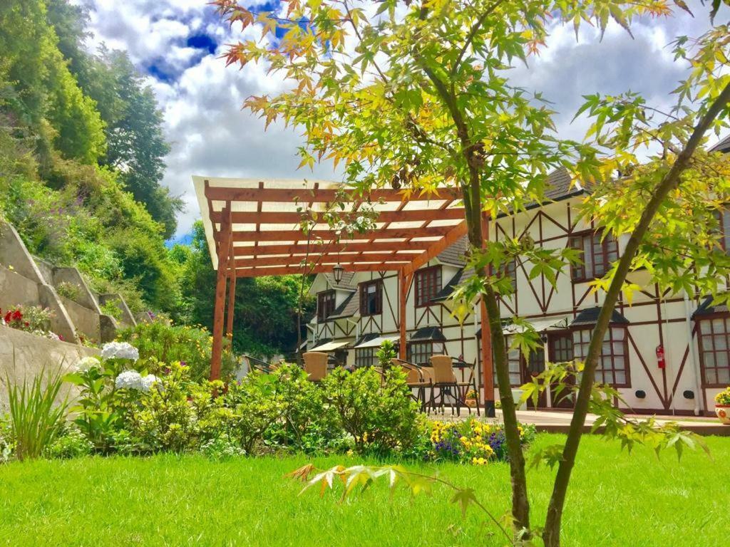 Hotel Frutillar Exterior photo